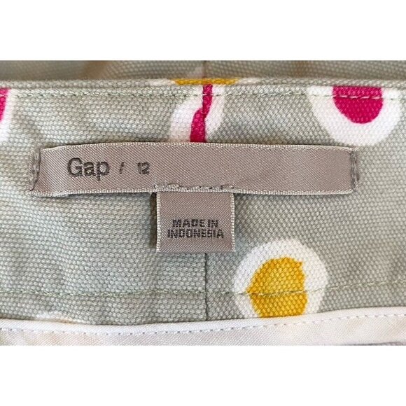 GAP Womens Khaki Shorts w/ Abstract Pink & Yellow Polka Dots Size 12 Preppy - Picture 3 of 5